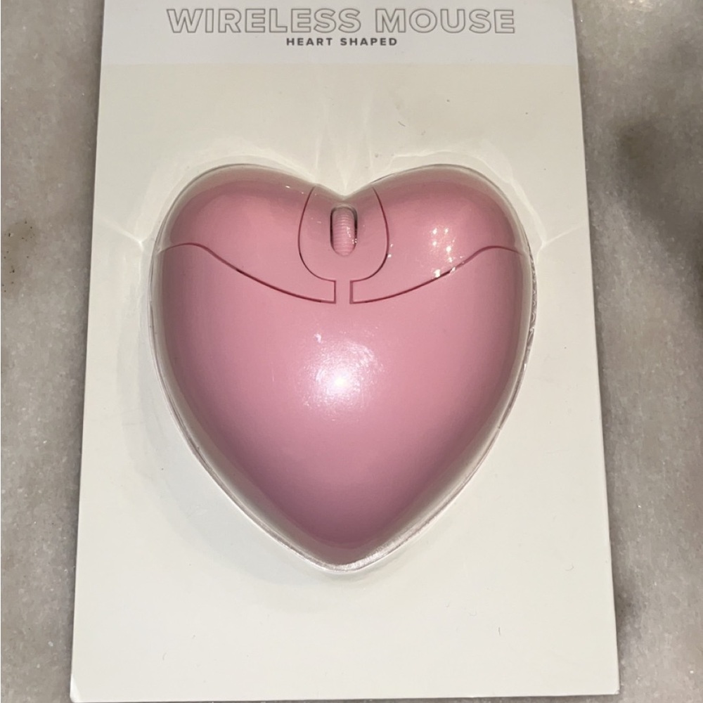 Target bullseye heart shaped mouse